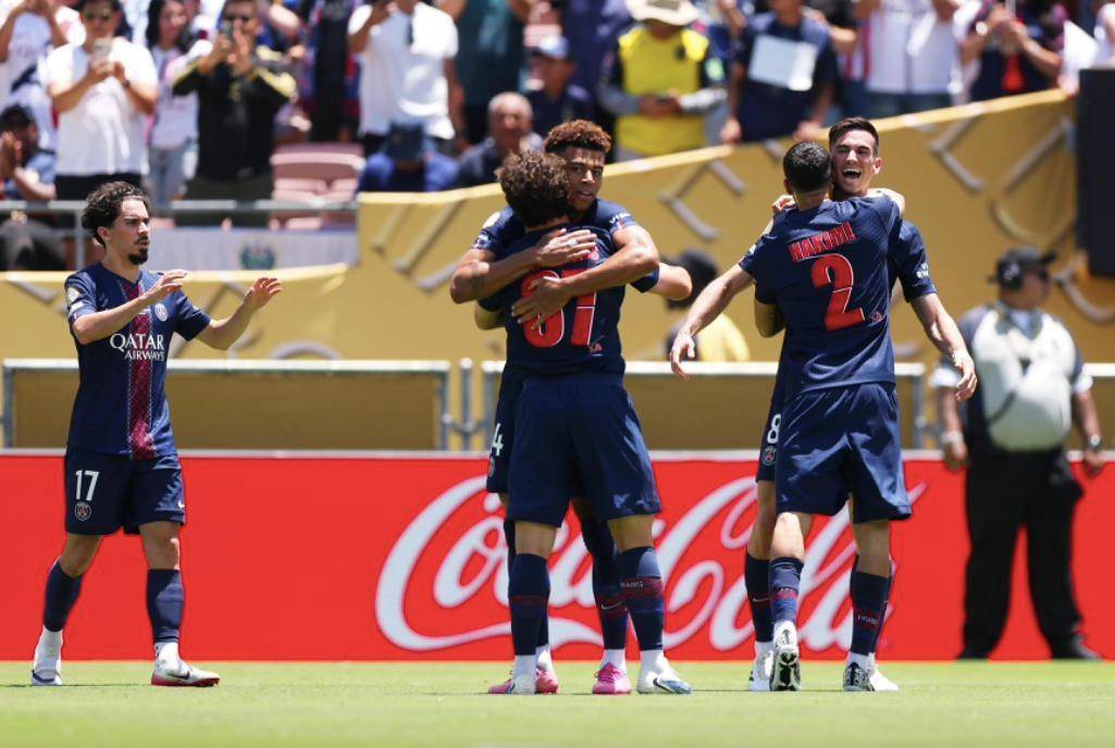 了多场震撼 了多场震撼