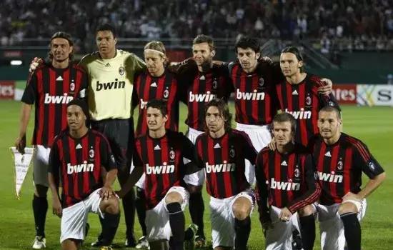 配合体现出 配合体现出