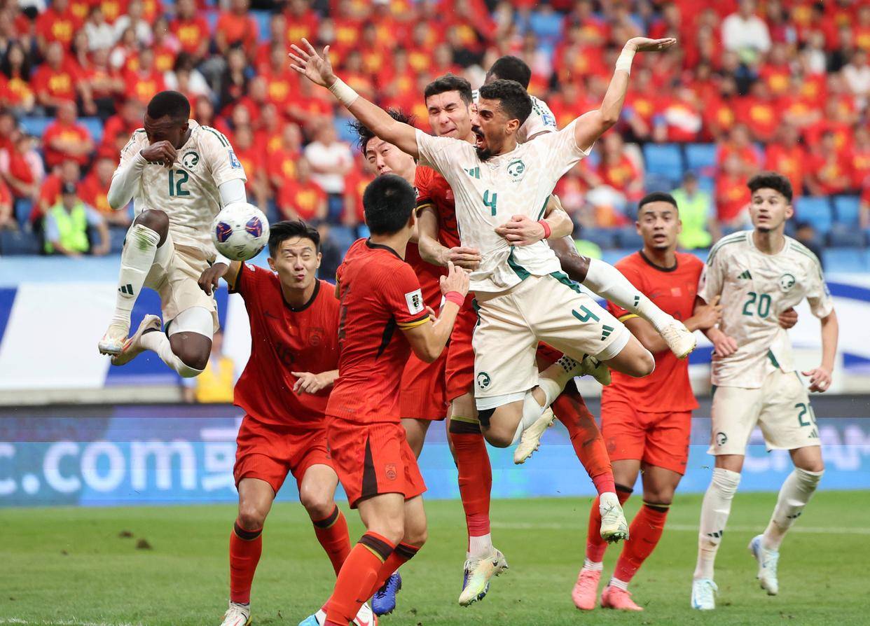 发阵列中 发阵列中