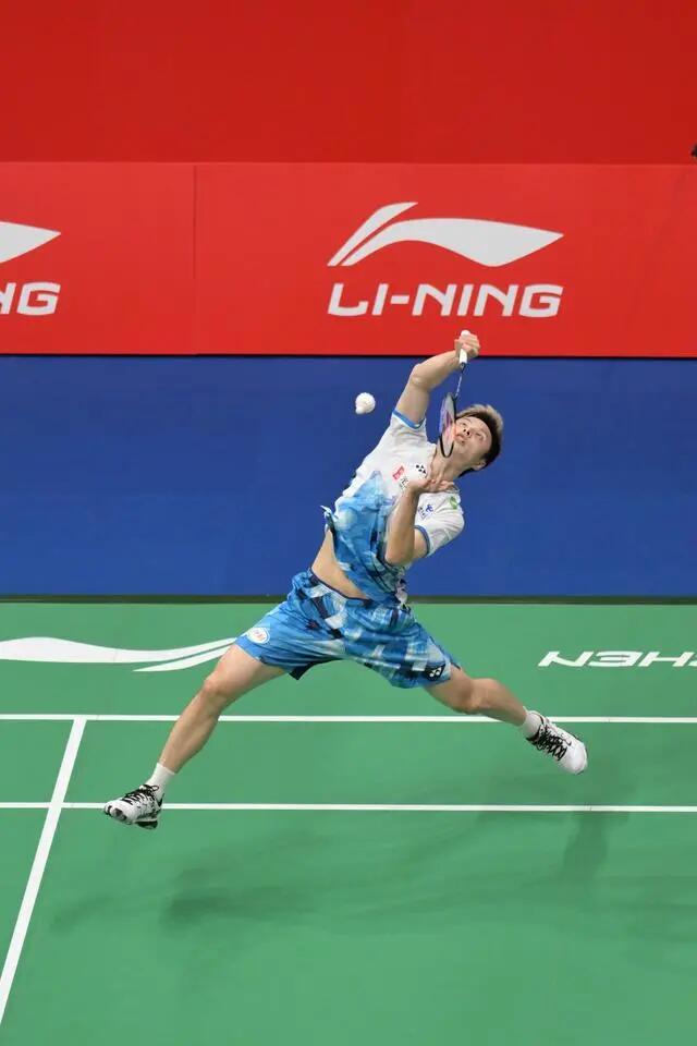 果断出手 果断出手